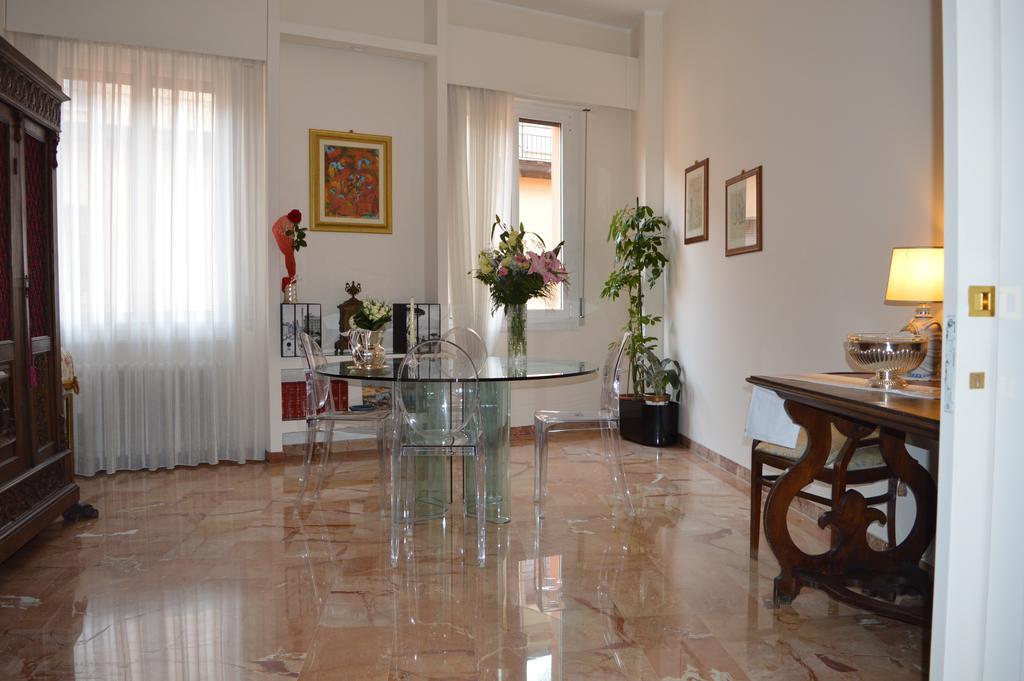 B&B Mercurio Bologna Buitenkant foto